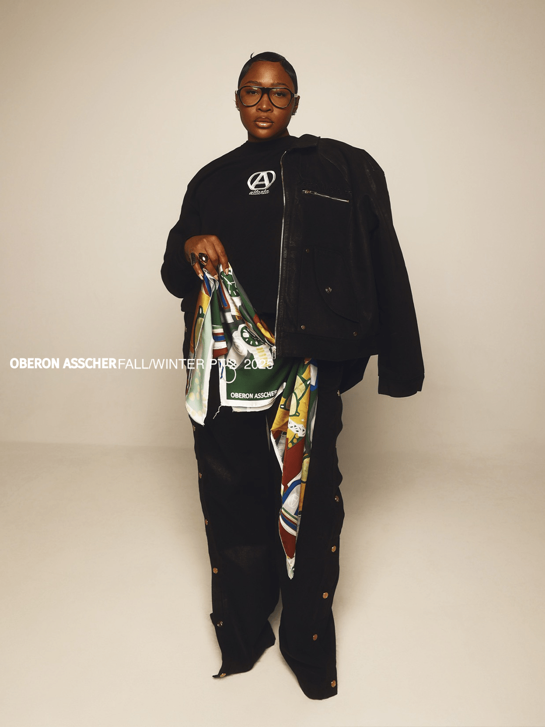 Long Sleeve Super - Cropped Tee Black - Oberon Asscher